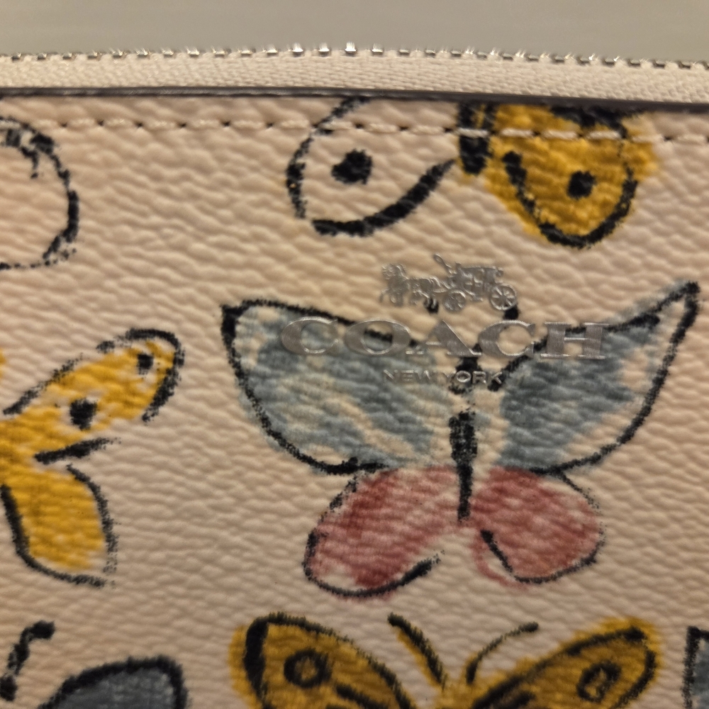 Coach Butterfly Print Wristlet NWT - Picture 3 of 9